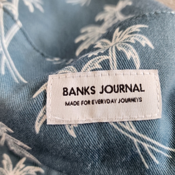 Banks Journal Blue Palm Tree Retreat Bucket Hat - Picture 2 of 5